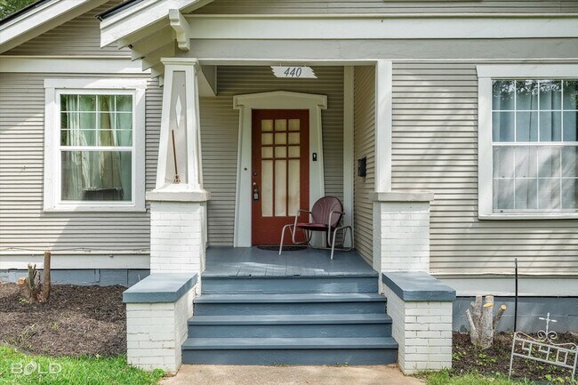 Building Photo - 440 Atkins Ave