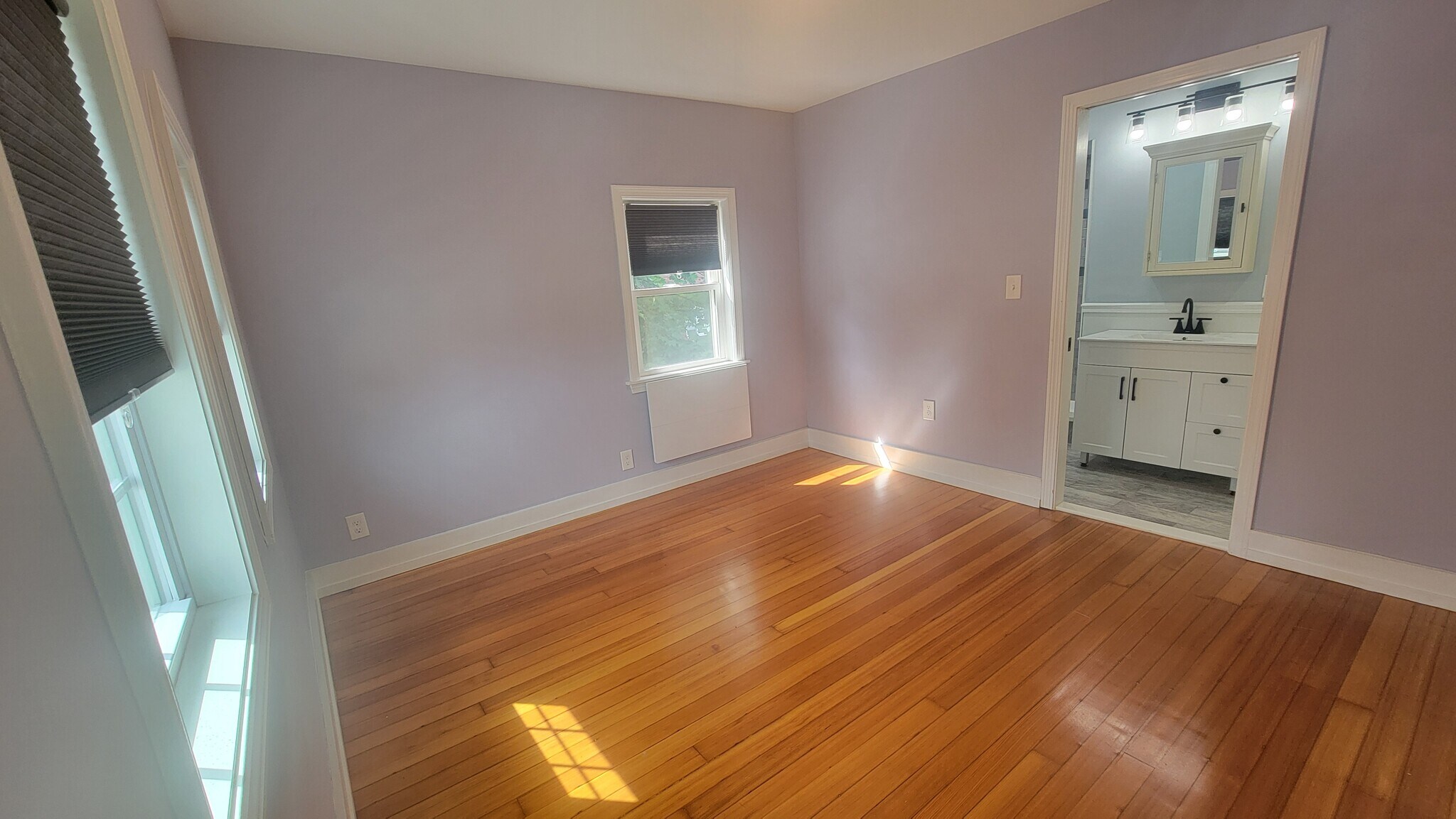 Building Photo - 54 Bolton St