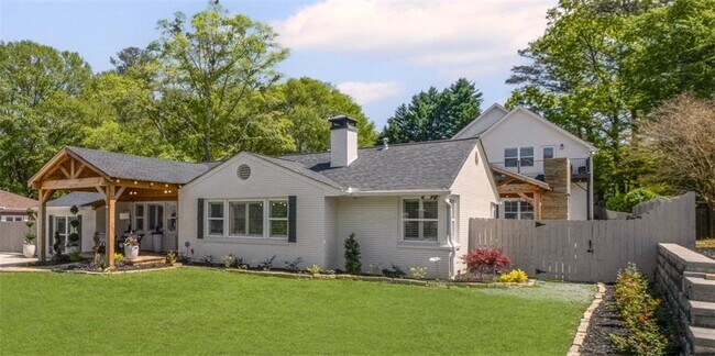 Building Photo - 8175 Main St