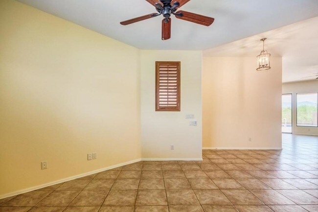Building Photo - 14059 E Fairway Bluff Ct