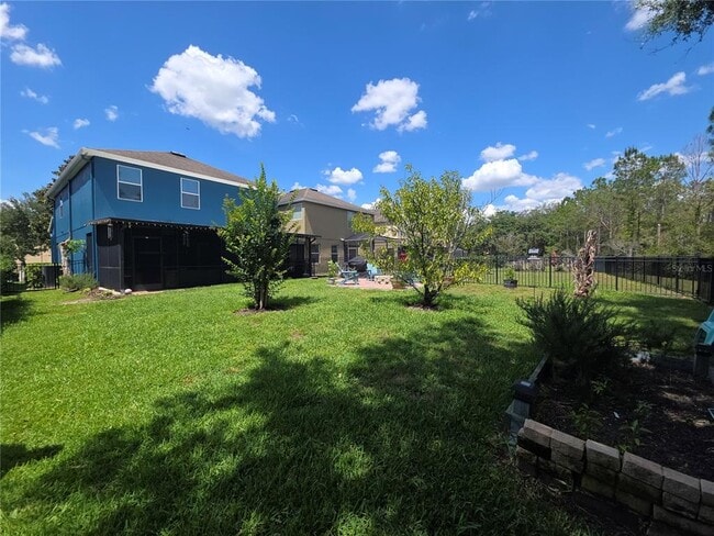 Building Photo - 16117 Starling Crossing Dr