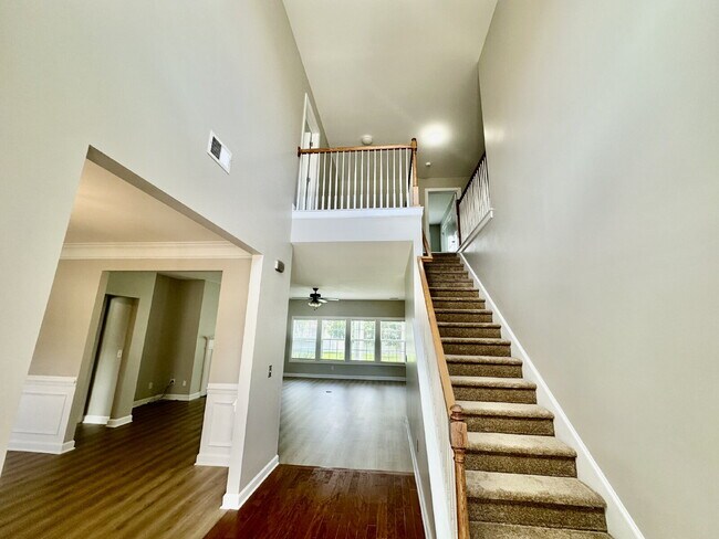 Building Photo - Spacious Four-Bedroom Home with a Bonus Room in Lawton Station!