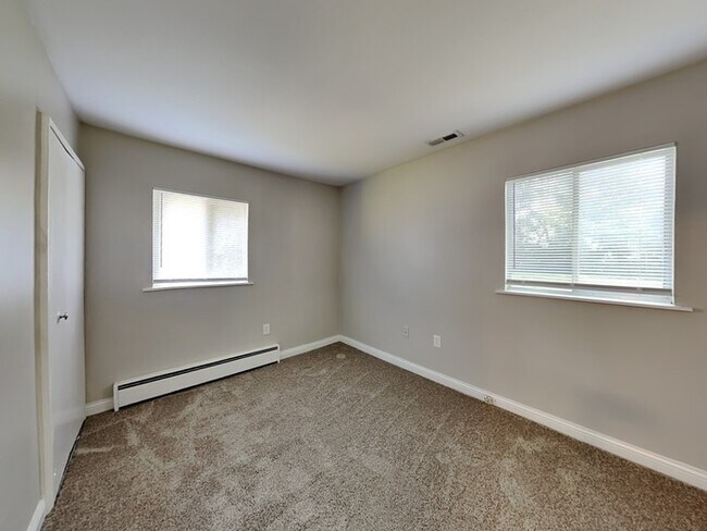 Building Photo - MOVE IN SPECIAL! 3 bed 1 bath in Greenwood!
