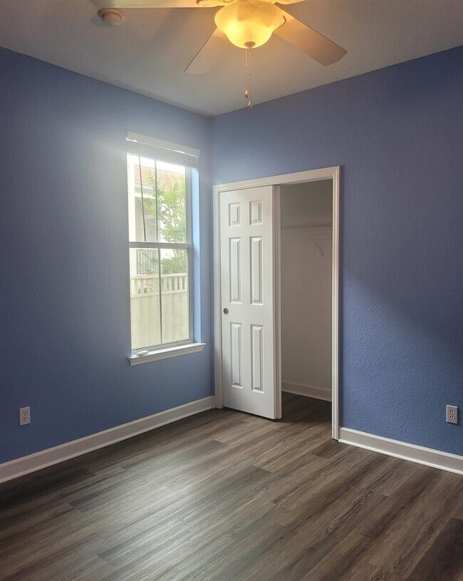 Building Photo - 4105 Raleigh Way