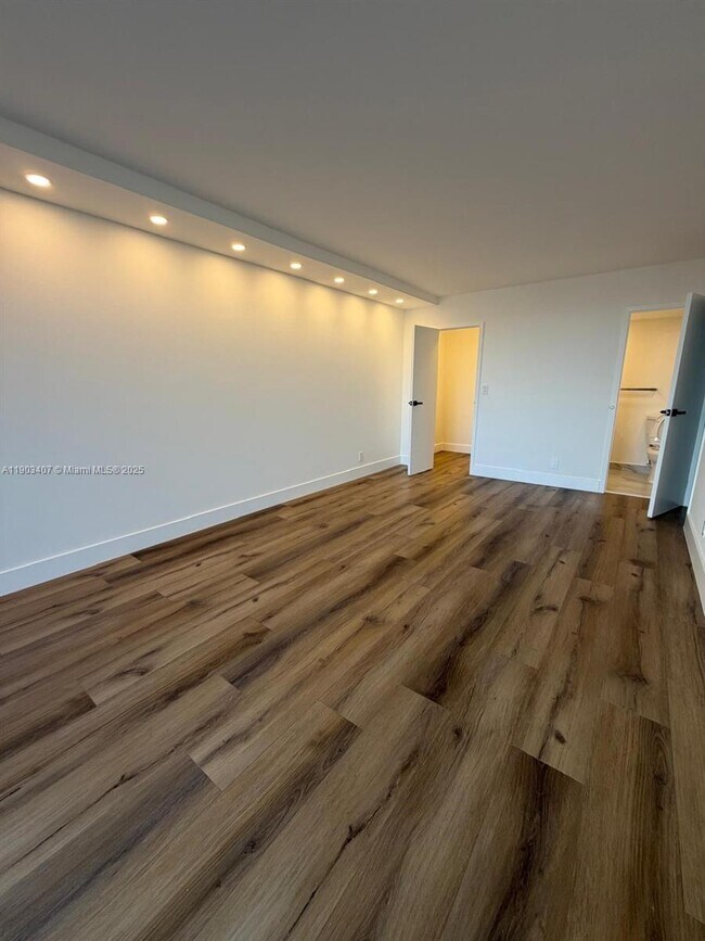 Building Photo - 701 Three Islands Boulevard