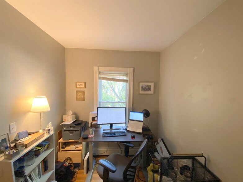 Building Photo - 72 Allston St