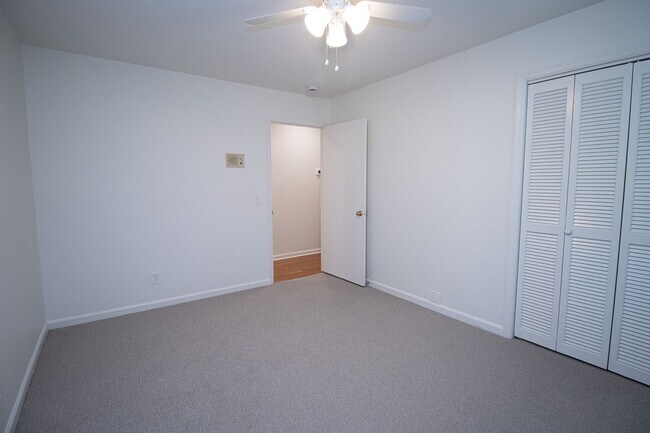 Building Photo - Renovated 5BR Home Minutes from Downtown Columbia | Two Full Kitchens + Fenced Yard ~ Available M...