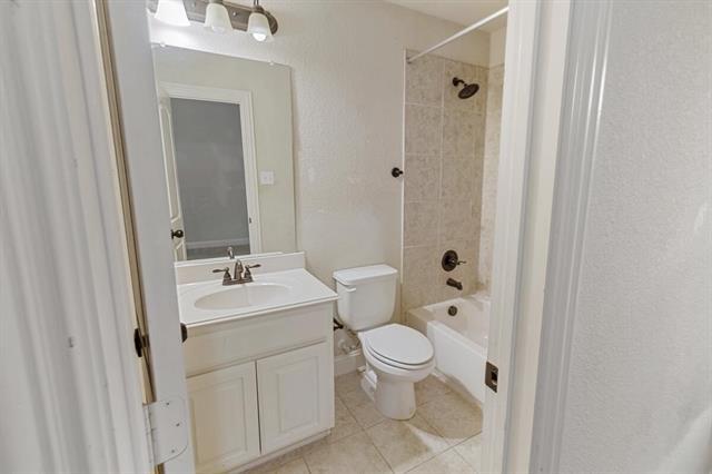 Building Photo - 3537 Acropolis Way