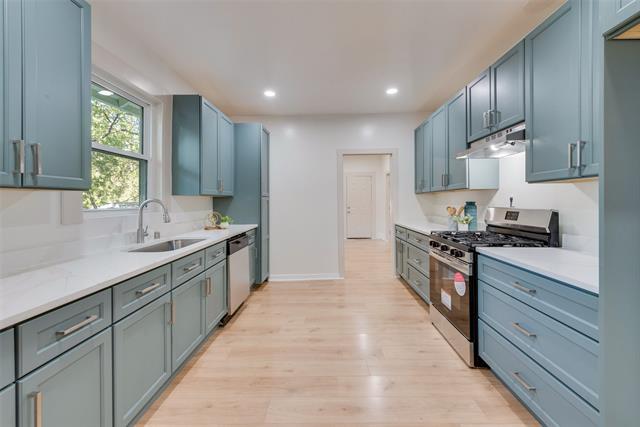 Building Photo - 922 Cristler Ave