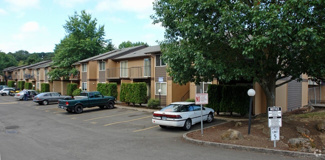 Building Photo - Briarwood Apartments