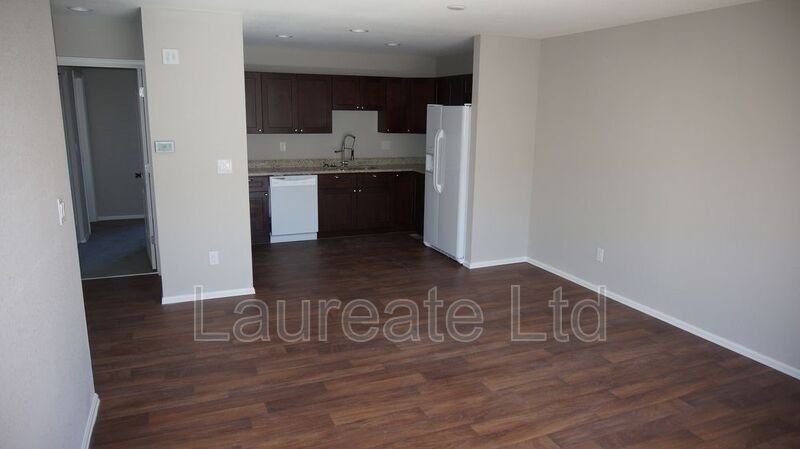 Building Photo - 2995 W Yale Ave