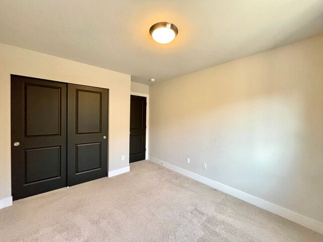Building Photo - Great Home For Rent