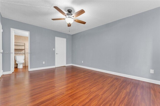 Building Photo - 4540 NW 79th Ave