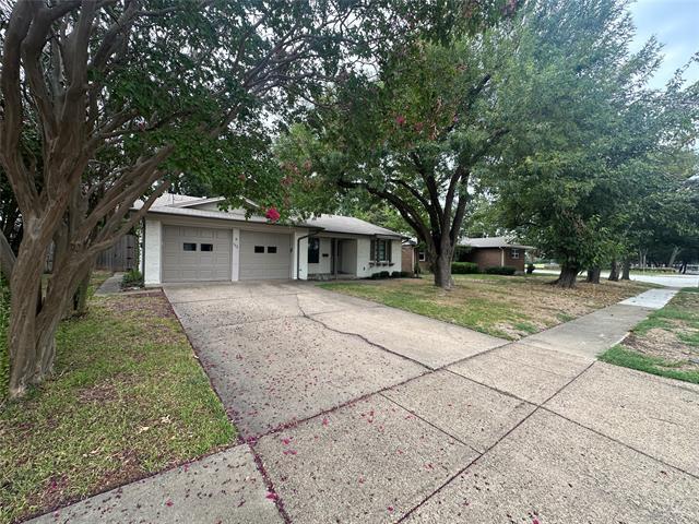 Primary Photo - 102 Brookwood Dr