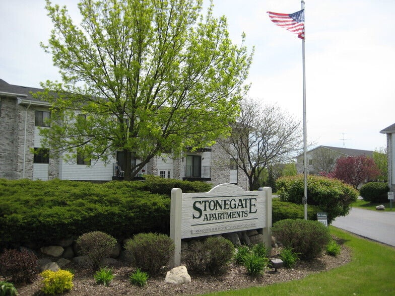 Stonegate Apartments 7211 60th Ave Kenosha WI 53142 Apartment Finder