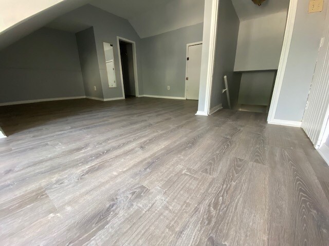 Building Photo - 112 Walnut St