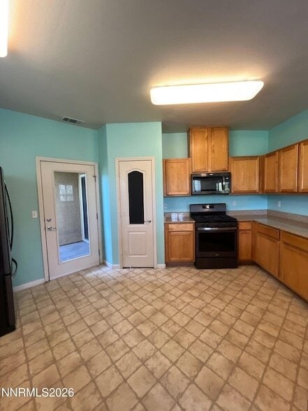 Building Photo - 1325 S Meadows Pkwy