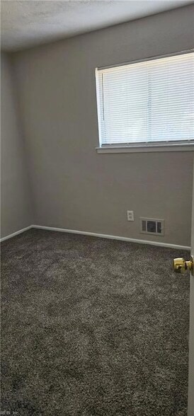 Building Photo - 4729 Sullivan Blvd