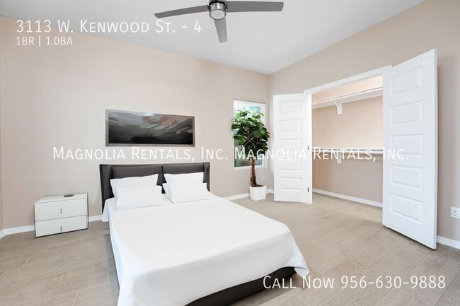 Building Photo - 3113 W Kenwood St