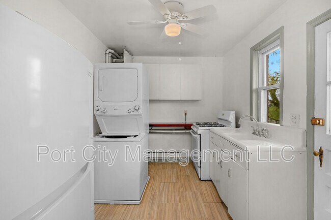 Building Photo - 3607 Bayonne Ave