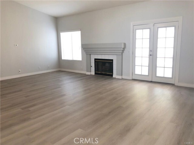 Building Photo - 15974 Sunburst Dr