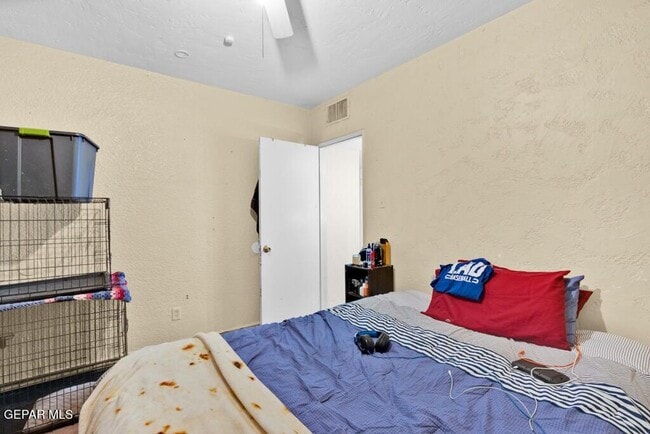 Building Photo - 1309 Zuni Pl