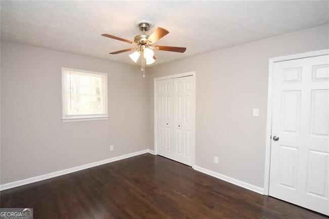 Building Photo - 86 Regency Way SE