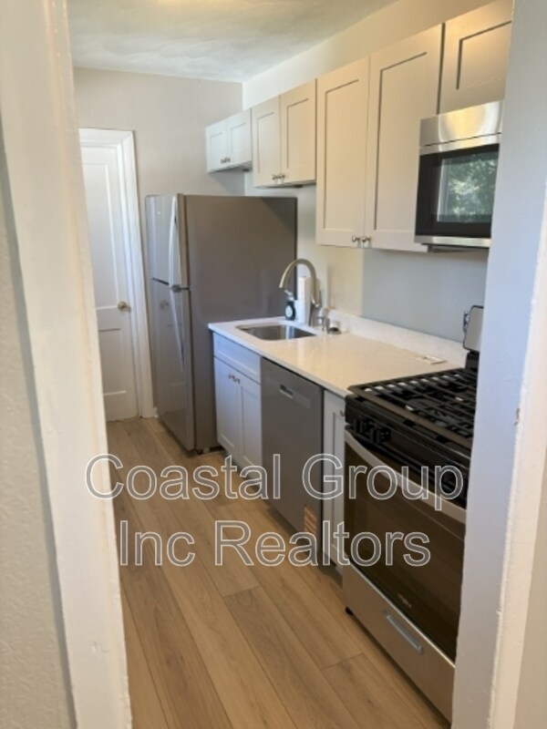 Building Photo - 4733 Adler Ave