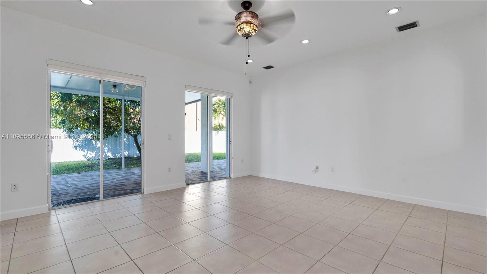 Building Photo - 17994 NW 87th Pl