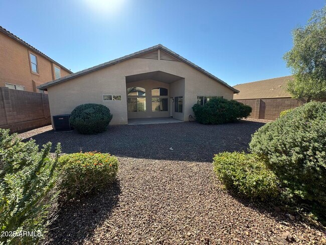 Building Photo - 2246 W Roy Rogers Rd