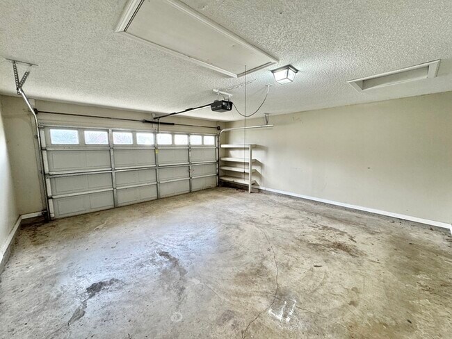 Building Photo - 7050 Presmond Rd