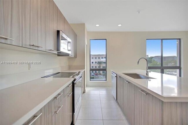 Building Photo - 8265 NW 41st St