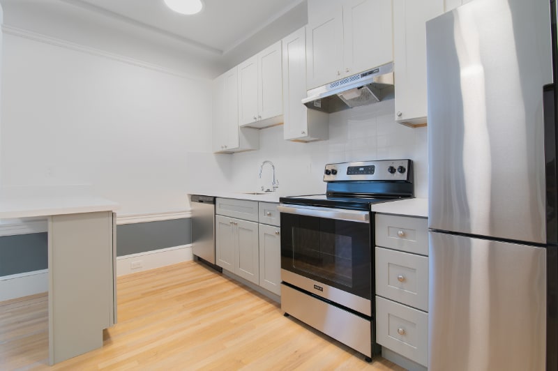 Building Photo - 670 Lombard St