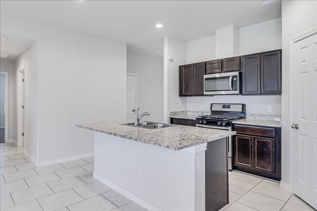 Building Photo - 3913 Jayden Dr