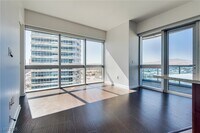 Building Photo - 4471 Dean Martin Dr