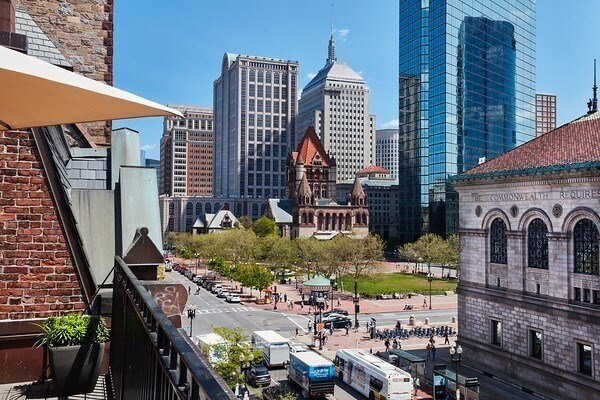 Building Photo - 647 Boylston St