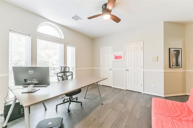Building Photo - 1718 Raven Oak Ct