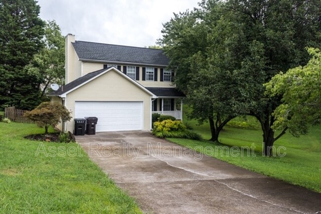 Building Photo - 9009 Tall Timber Dr