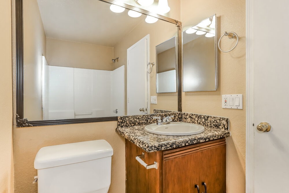 Building Photo - 2231 N 89th Ave