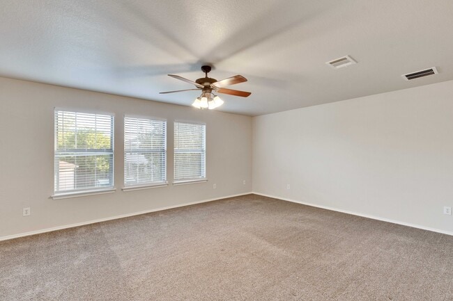 Building Photo - 6305 Roseborough Dr