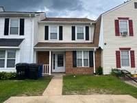 Building Photo - 1623 Sudbury Ct