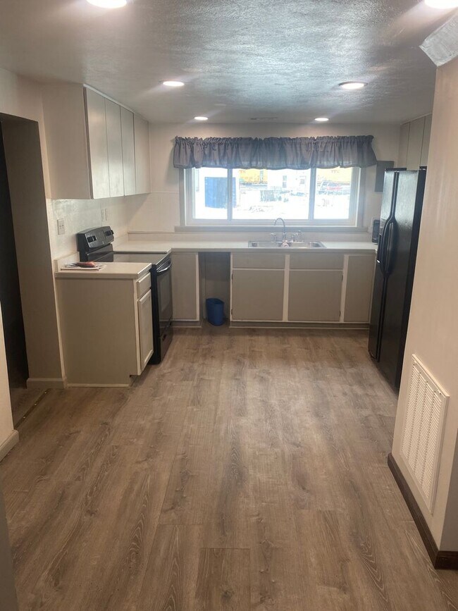 3 Bedroom House For Rent 808 S 2nd St Laramie WY 82070 Apartment Finder