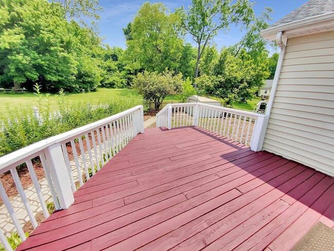 Building Photo - 9636 Waterwood Ct