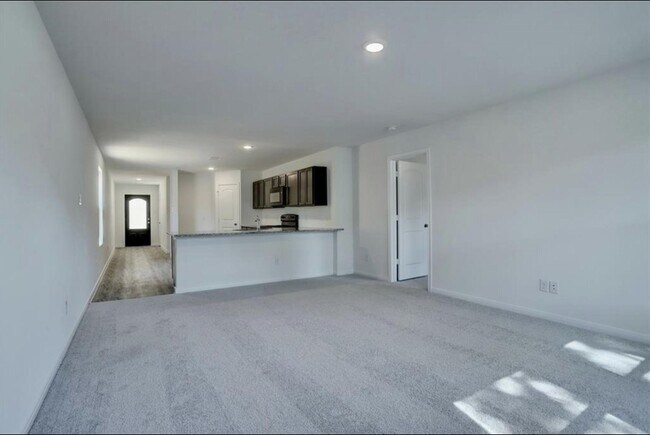 Building Photo - 351 Red Clover