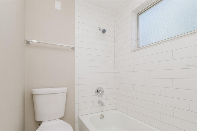 Building Photo - 5127 Reseda Dr