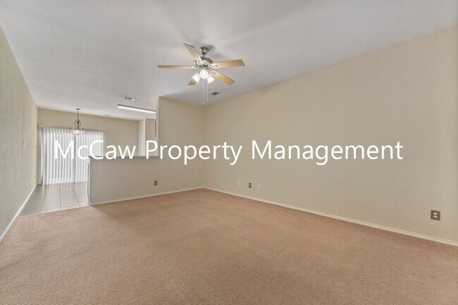 Building Photo - 5116 Meridian Ln
