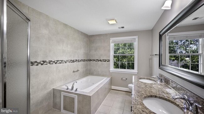 Building Photo - 9705 Eclipse Pl