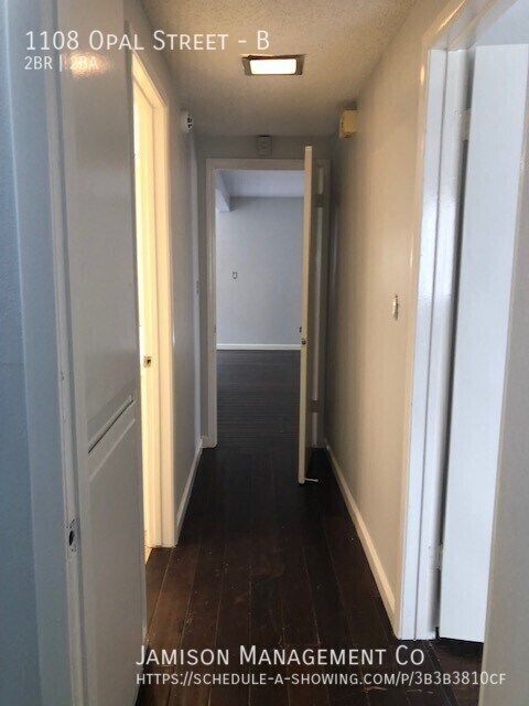 Building Photo - 1108 Opal St
