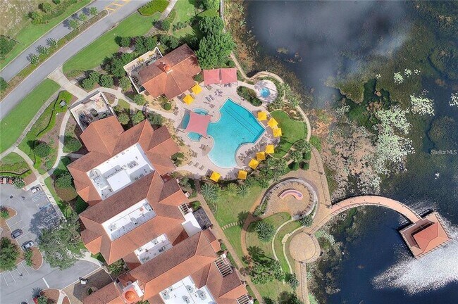 Building Photo - 576 Cantabria Dr