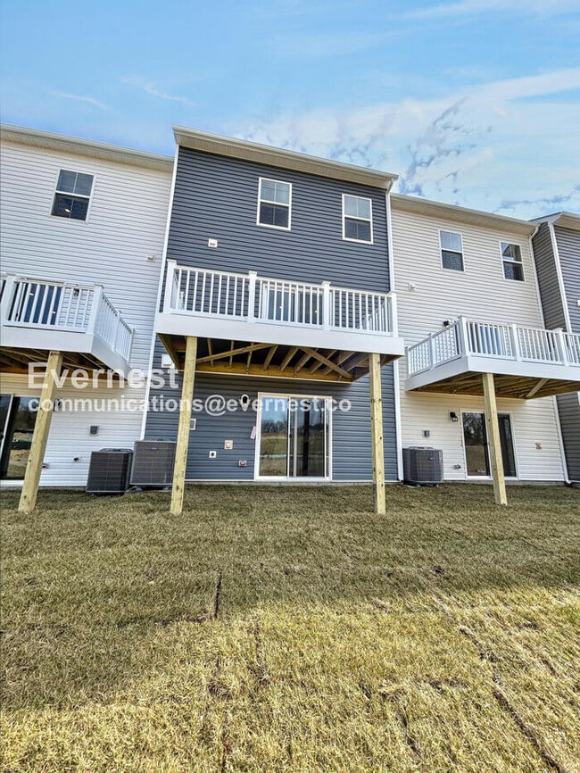 Building Photo - 193 Sioux Lp